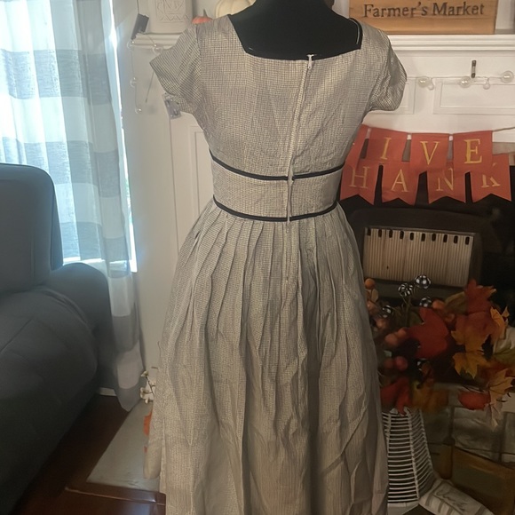 Vintage 1950s Betty Lane Striped Chiffon Dress - Picture 4 of 11